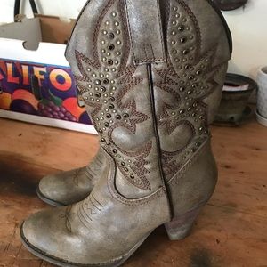 Cowgirl Boots size 7